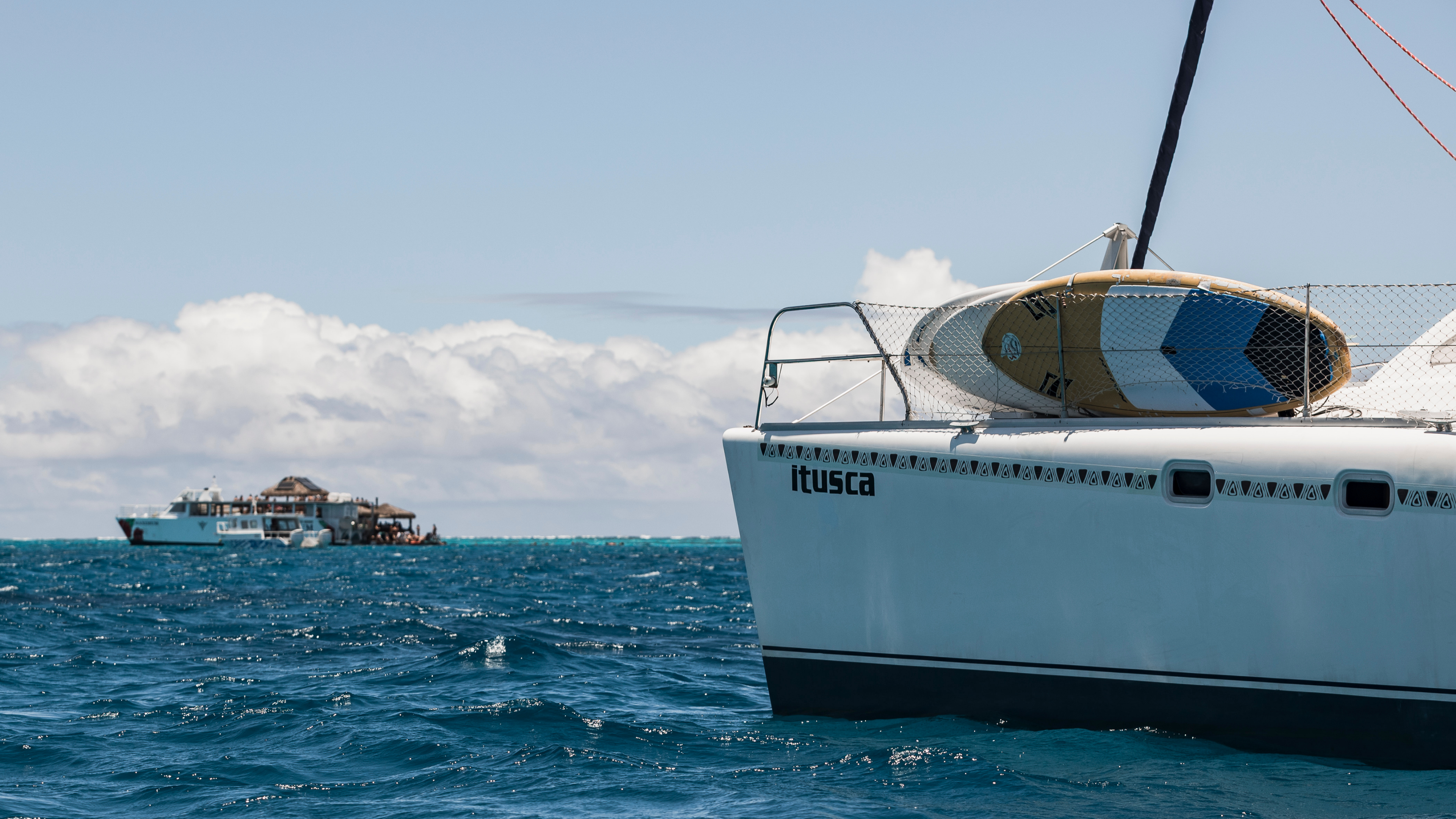 Cloud 9 floating bar in Fiji